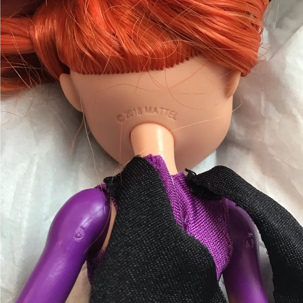 DC Super Hero Girls Batgirl Doll